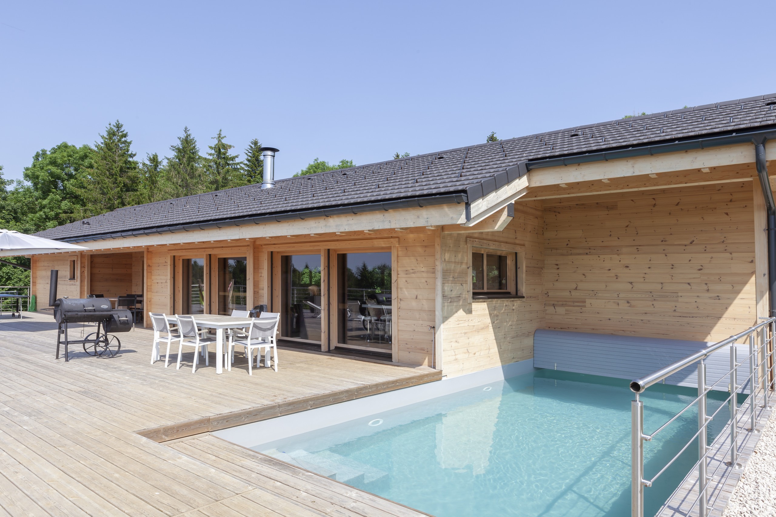 Un extérieur bois qui fait rêver (Les Écorces)