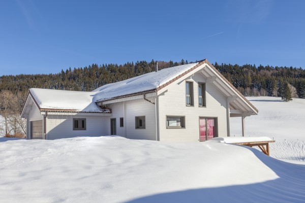 Maison en bois clair sur 3 étages - Les Allies