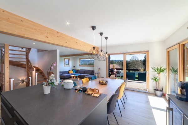 Maison bois contemporaine sur 3 niveaux (Villers-le-Lac)