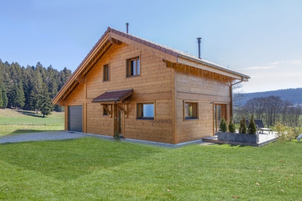 Chalet moderne en bois thermo-chauffé (Montbéliardot)