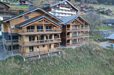 Finn-Est, l’excellence du madrier bois dans la construction de petits collectifs