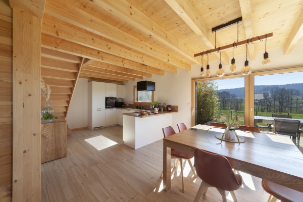 Chalet moderne en bois thermo-chauffé (Montbéliardot)