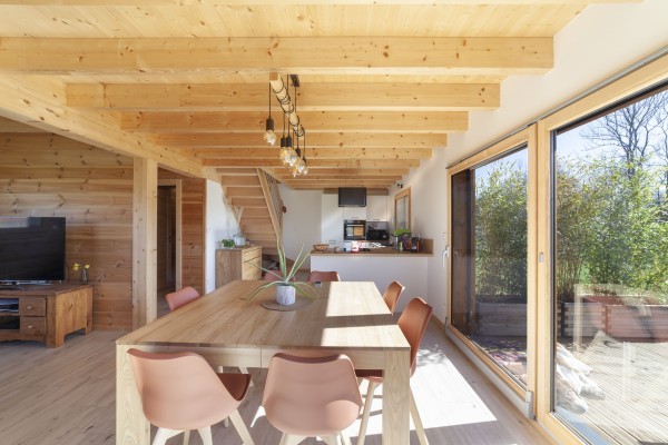 Chalet moderne en bois thermo-chauffé (Montbéliardot)