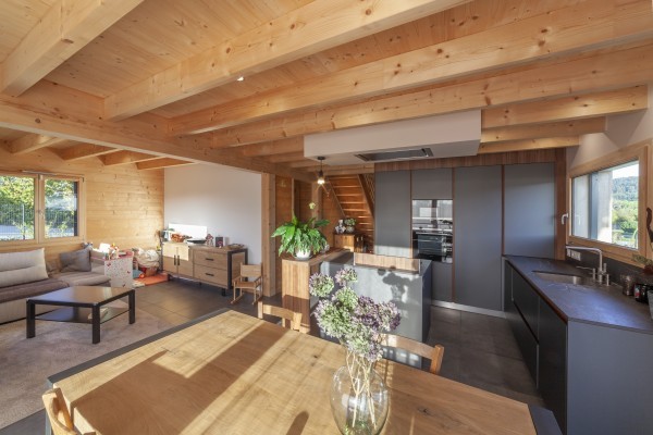 Chalet traditionnel en poteau-poutre