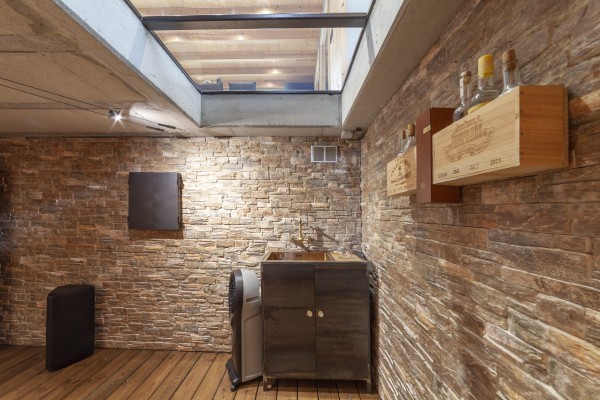 Maison contemporaine en madriers à 4 pans (Le Russey)