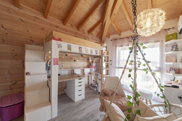 Maison contemporaine avec piscine (Orchamps-Vennes)